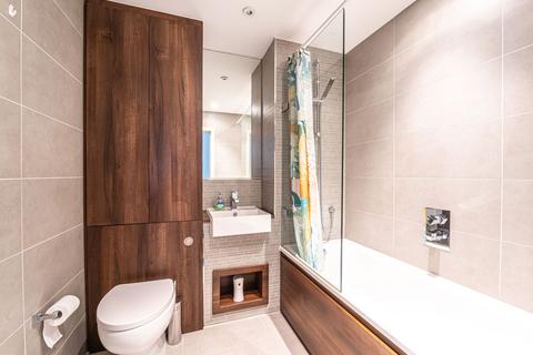 1 bedroom flat to rent, Riverside Apartments, Stoke Newington, London, N4