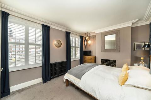 3 bedroom end of terrace house for sale, Victoria Way, Charlton