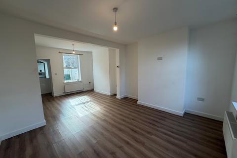 2 bedroom end of terrace house to rent, Wisbech Road, Kings lynn