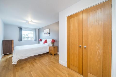 2 bedroom flat to rent, Aldersgate Street, London EC1A