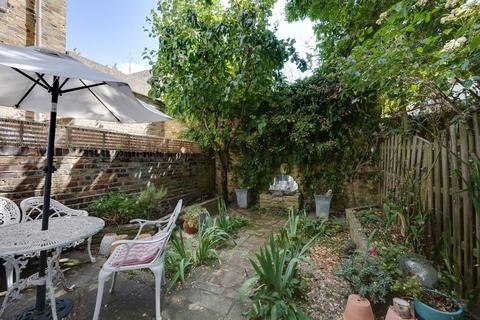 3 bedroom terraced house for sale, Herbert Street, Chalk Farm, NW5