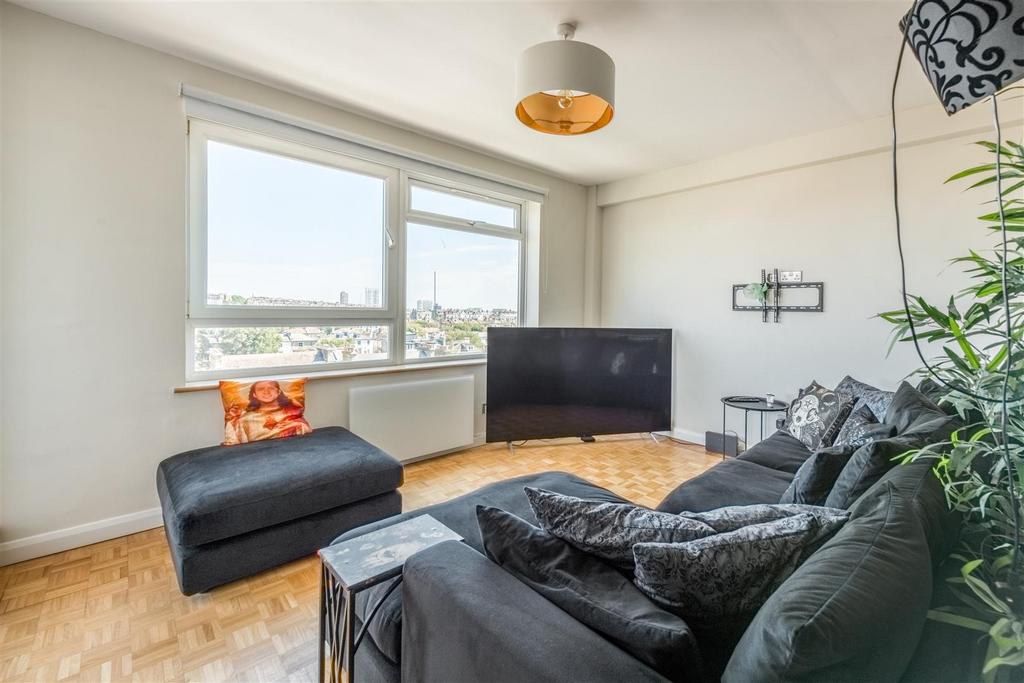 Apartment in Hove - View 4