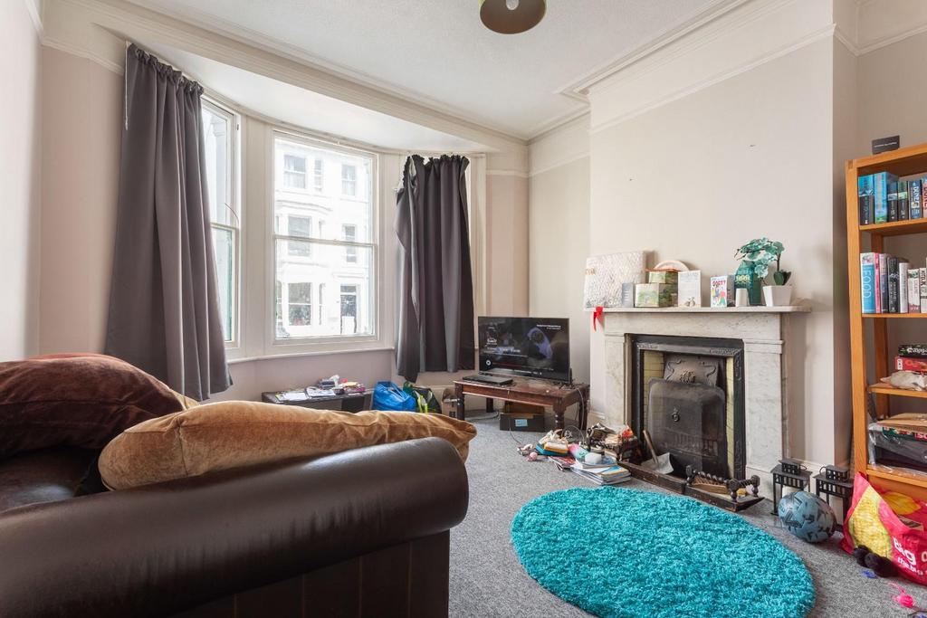 Apartment in Brighton - View 2