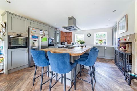 4 bedroom detached house for sale, 2 Kirkley Park, Ponteland NE20