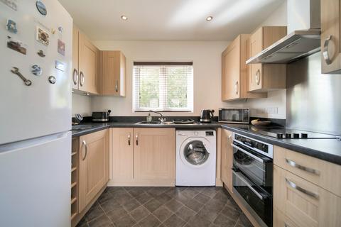 3 bedroom semi-detached house for sale, Manston Close, Melksham SN12