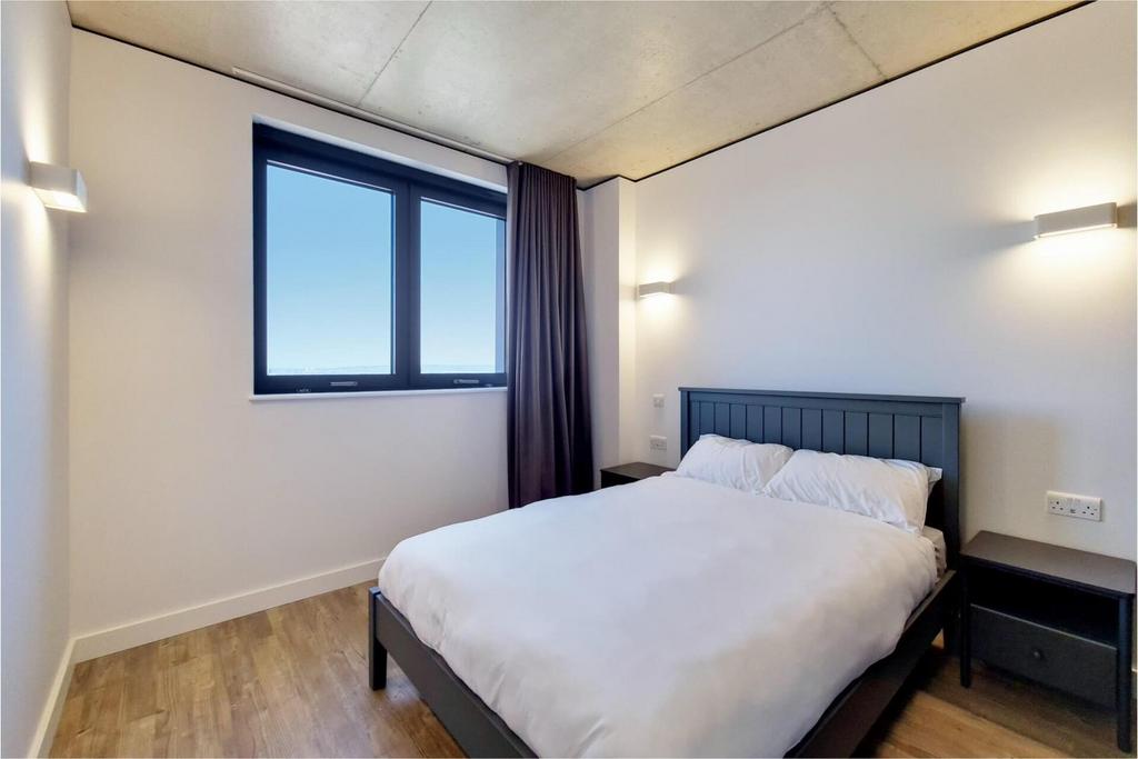 Apartment in Wembley - View 3