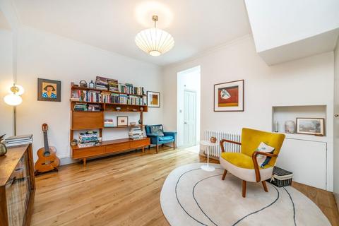 3 bedroom end of terrace house for sale, Appleby Road, London E8