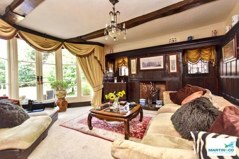 6 bedroom detached house for sale, Elm Tree Drive, Burbage