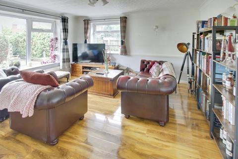 4 bedroom chalet for sale, Dartford Road, March PE15