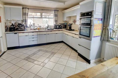 4 bedroom chalet for sale, Dartford Road, March PE15