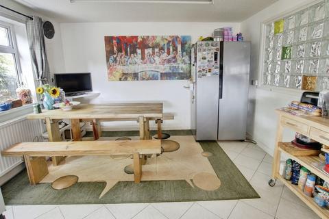 4 bedroom chalet for sale, Dartford Road, March PE15