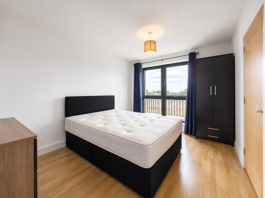 Apartment in Cambridge - View 5