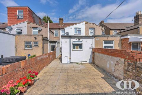 3 bedroom terraced house for sale, Queens Road, Southall