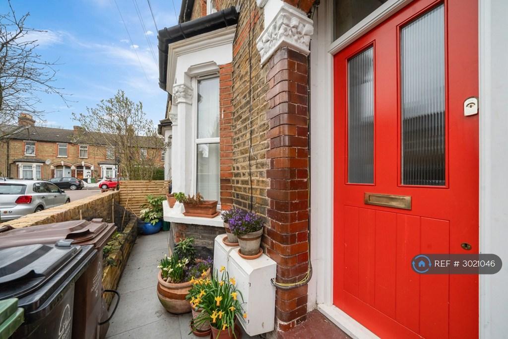 Apartment in London - View 2