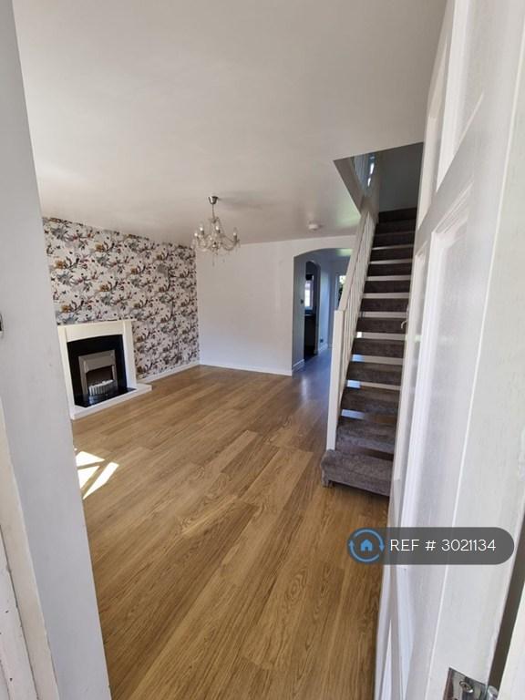 House in Arnold, Nottingham - View 2
