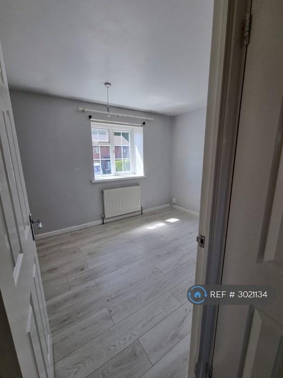 House in Arnold, Nottingham - More