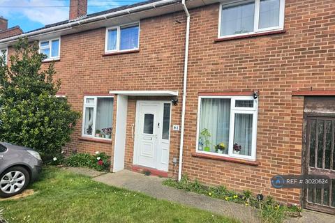 3 bedroom terraced house to rent, Purland Road, Norwich, NR7