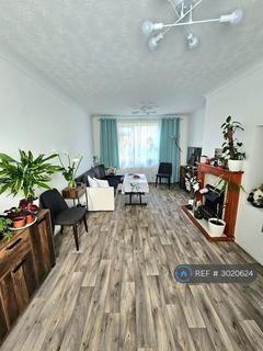 3 bedroom terraced house to rent, Purland Road, Norwich, NR7