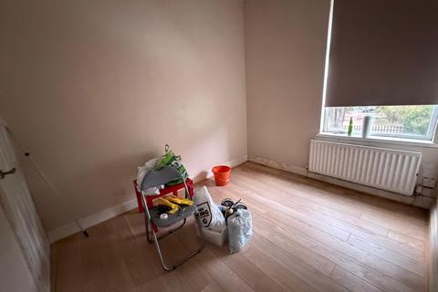 undefined, Lodge Lane, Hyde, SK14