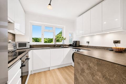 3 bedroom bungalow for sale, Jenkins Avenue, Bricket Wood, St. Albans