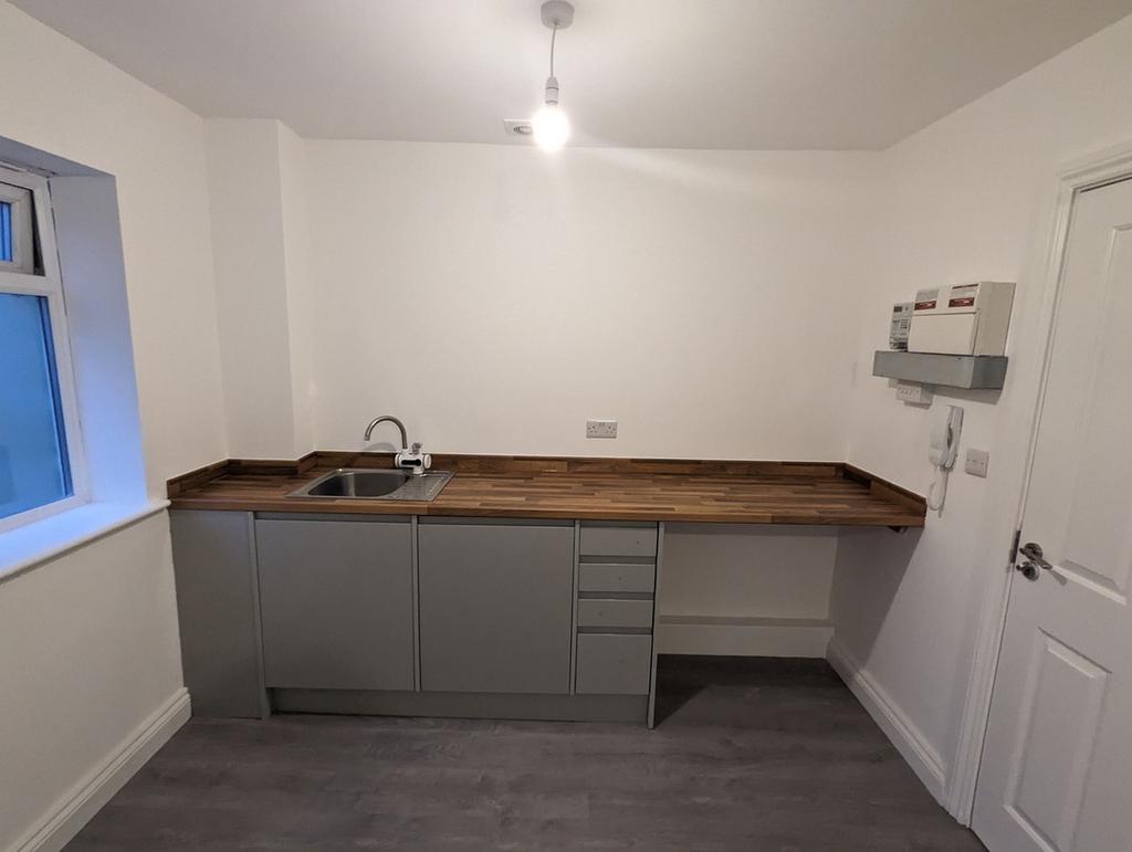 Apartment in London, South Norwood - View 3