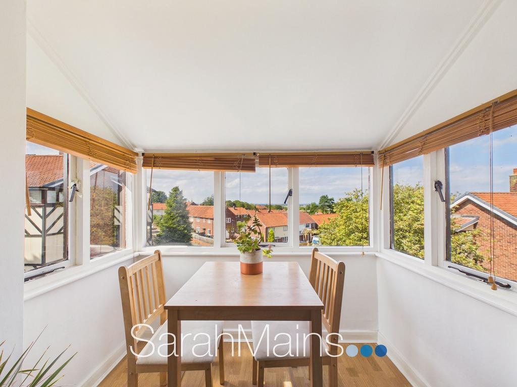 Apartment in Newcastle Upon Tyne - View 2