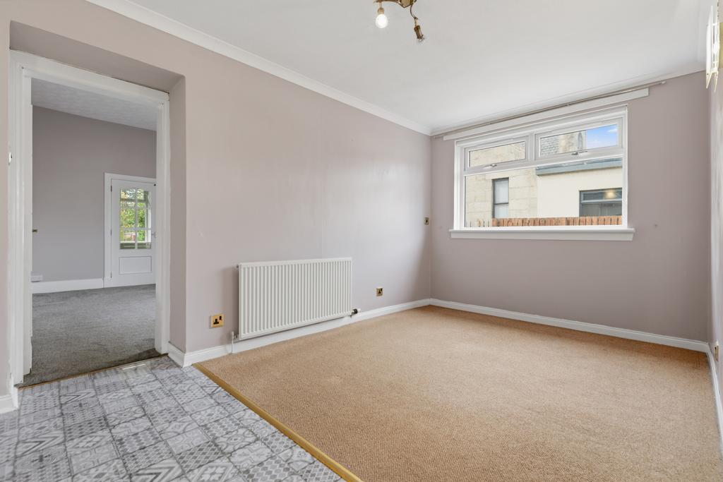 House in Wishaw - View 5