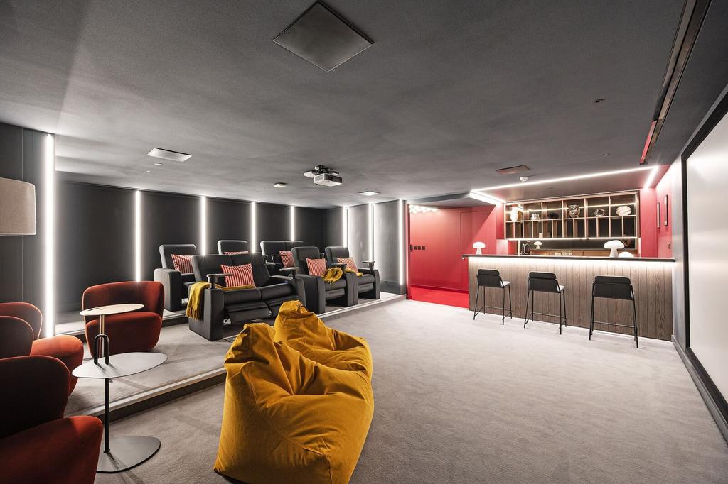 Apartment in London - View 3
