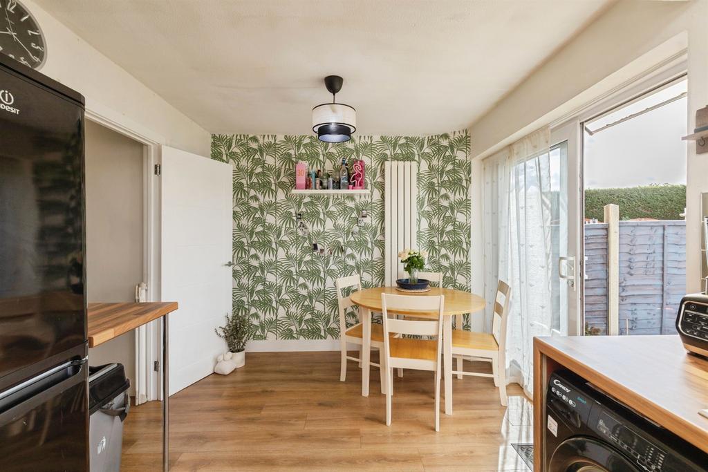 House in Yate, South Gloucestershire - More