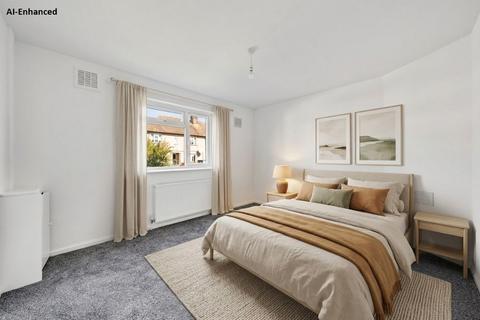 2 bedroom ground floor maisonette for sale, Mosul Way, Bromley