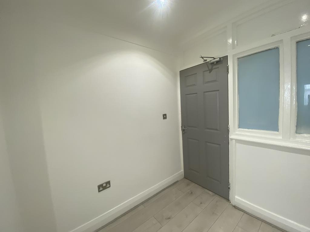 Apartment in Liverpool - View 2