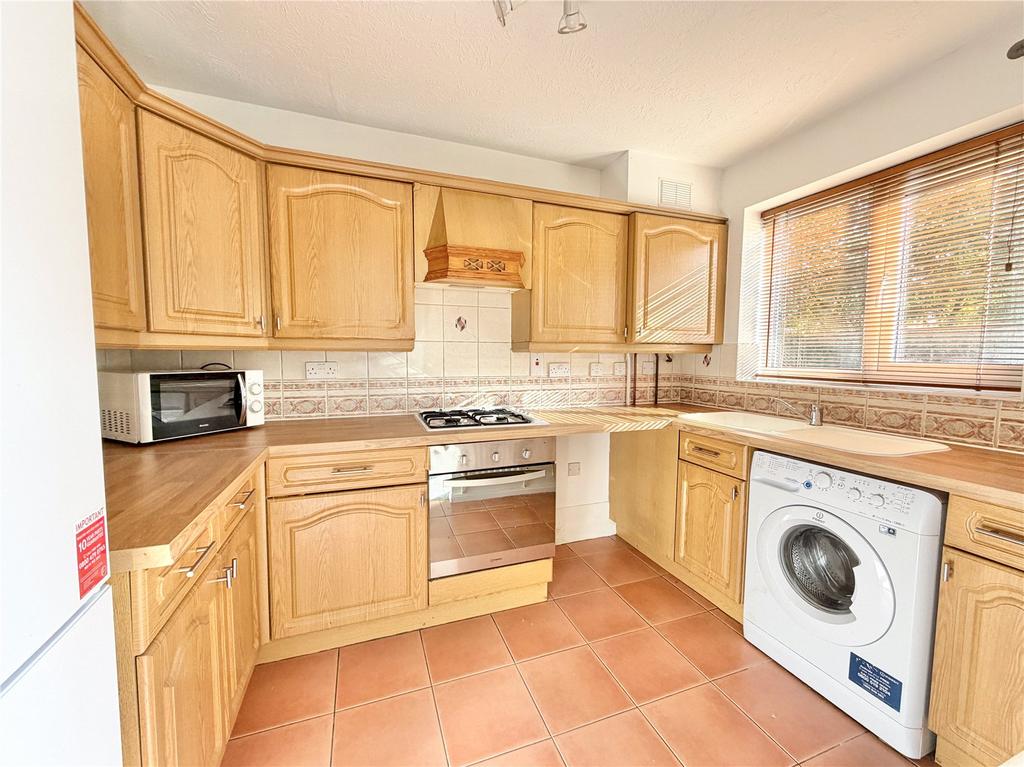 House in Salford - View 2