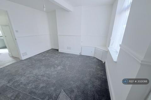 2 bedroom terraced house to rent, Park Road, Ilkeston, DE7