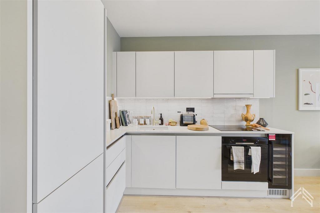 Apartment in Colindale - View 5