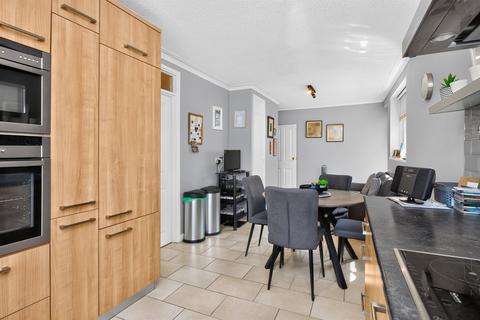 4 bedroom detached house for sale, Ael-Y-Bryn, Radyr, Cardiff
