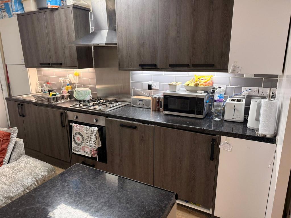 House in London - View 4
