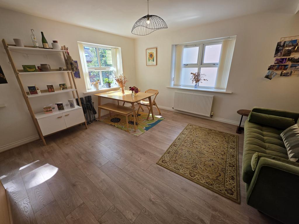 Apartment in Manchester - View 3