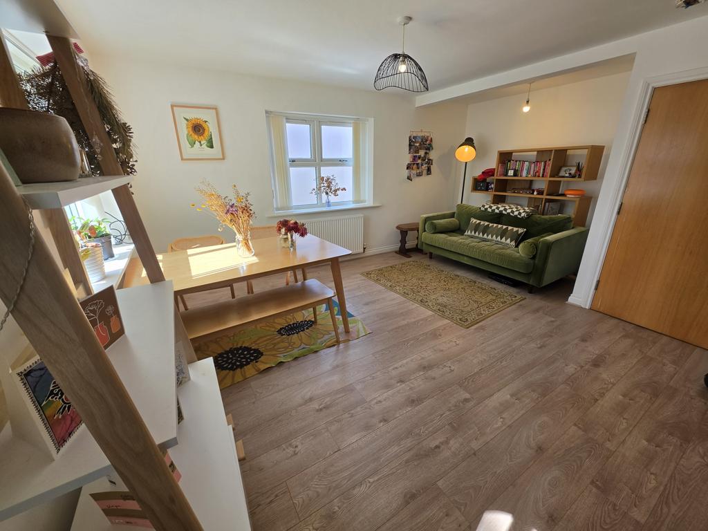 Apartment in Manchester - View 4