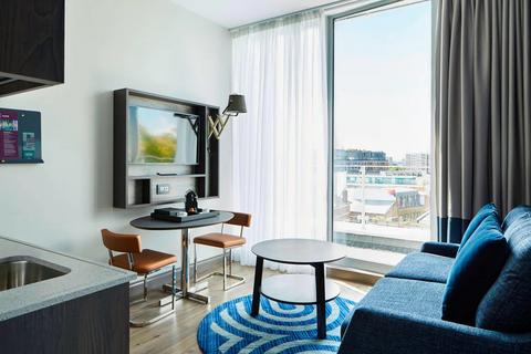 undefined, One Bedroom Serviced Apartment with Separate Living Room, London Bridge, SE1