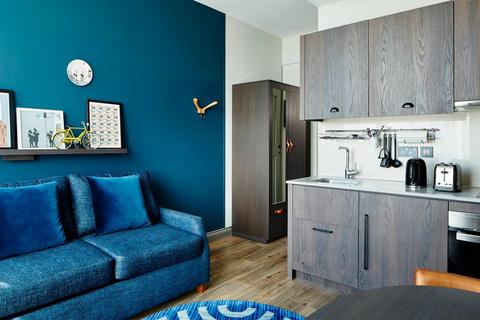 undefined, One Bedroom Serviced Apartment with Separate Living Room, London Bridge, SE1