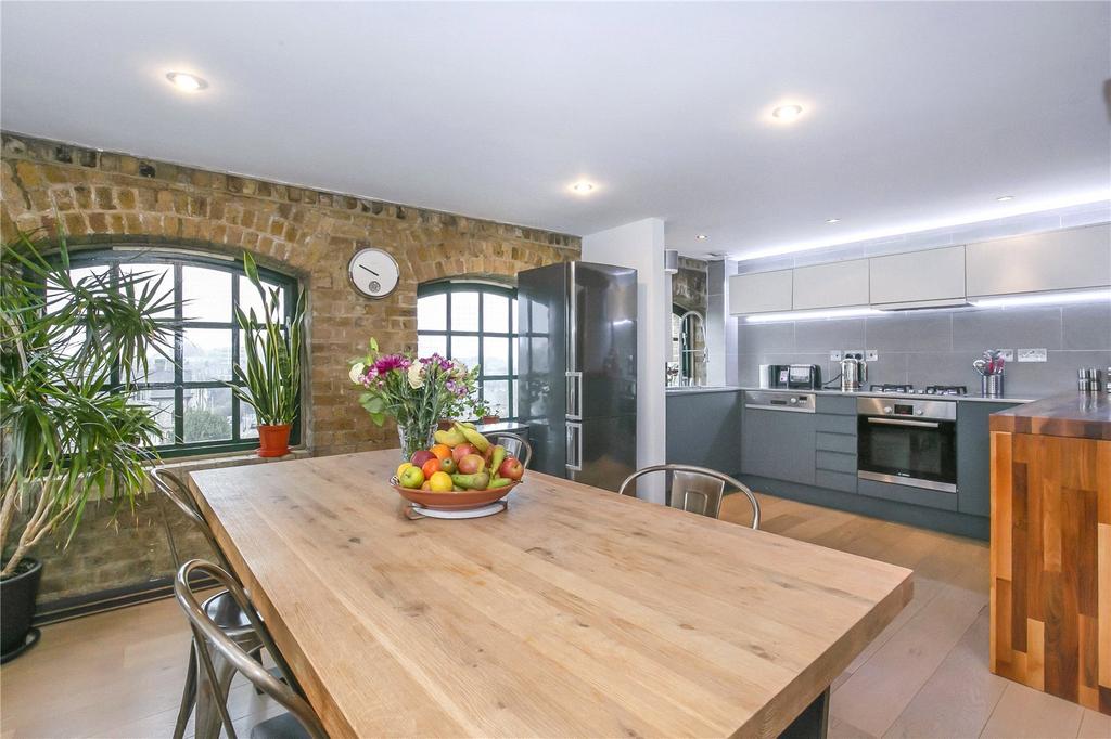 Apartment in London - View 3
