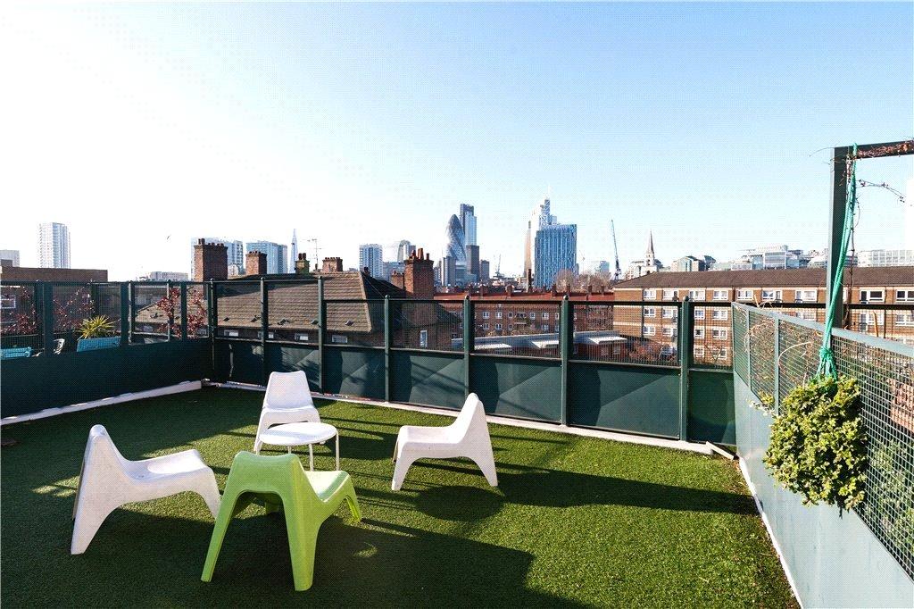 Apartment in London - More