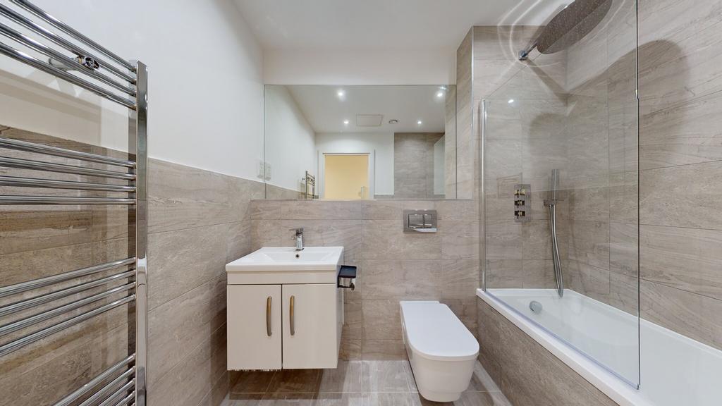 Apartment in Brentford - View 4