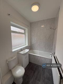 2 bedroom flat to rent, Stanhope Road, South Shields, NE33