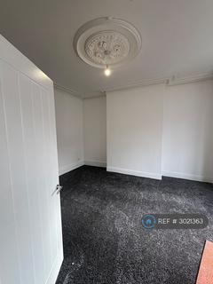 2 bedroom flat to rent, Stanhope Road, South Shields, NE33
