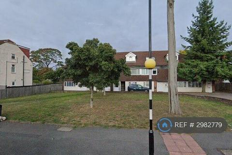 undefined, St Barnabas Road, Woodford, IG8