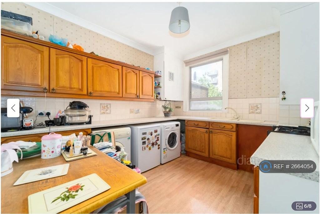 Apartment in Hounslow - View 3