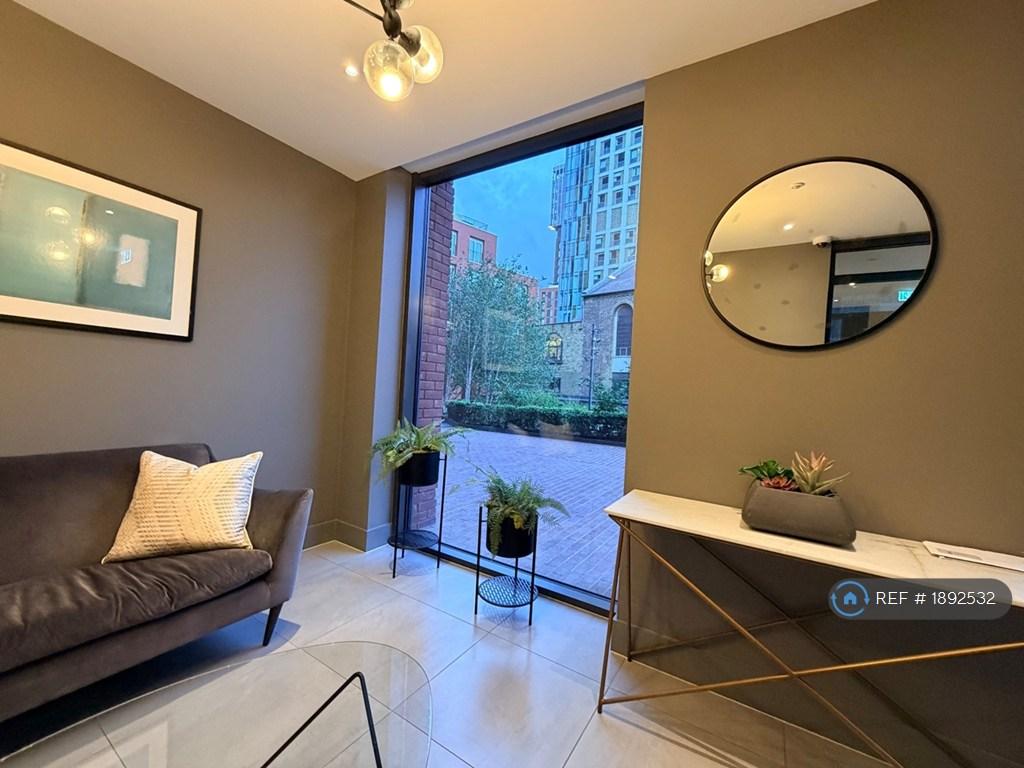 Apartment in London - View 2