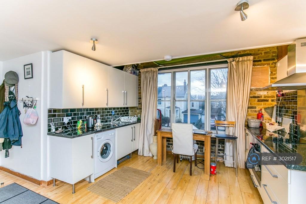 Apartment in London - View 5