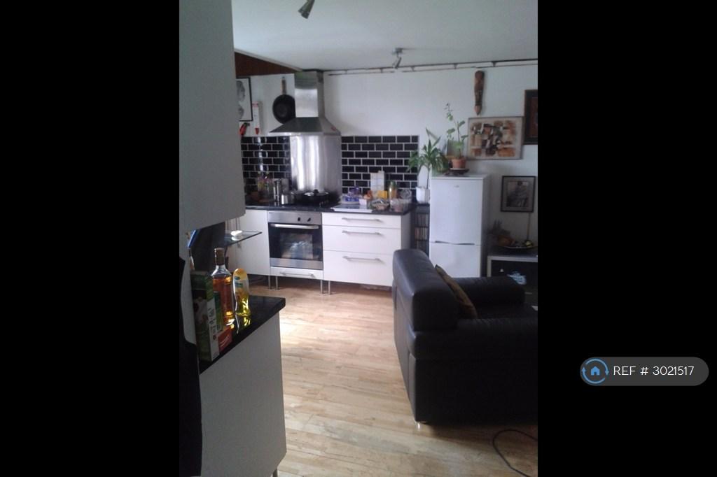 Apartment in London - More